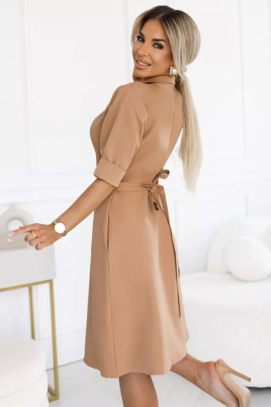 286-8 SANDY Platėjanti marškinio tipo suknelė su diržu - MOCHA MOUSSE