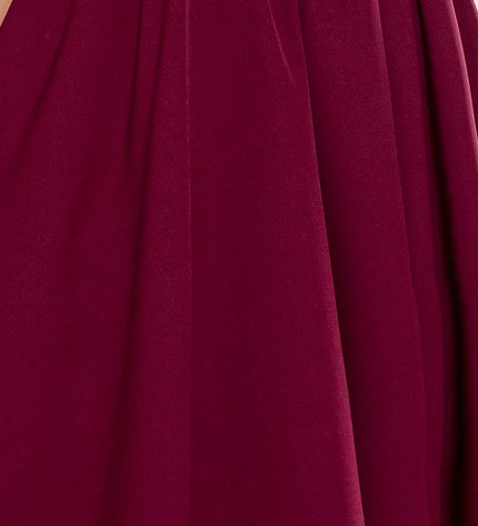 307-3 POLA suknelė su raukiniais ties iškirpte – BORDO