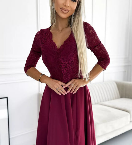 309-9 AMBER elegantiška ilga maksi suknelė su nėrinių iškirpte – BORDO