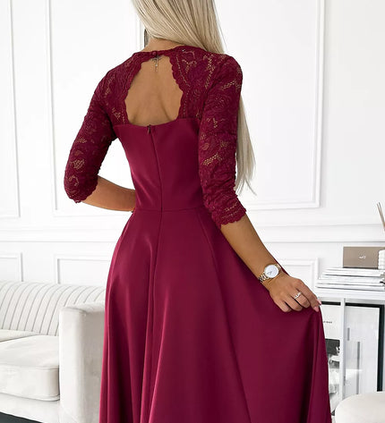 309-9 AMBER elegantiška ilga maksi suknelė su nėrinių iškirpte – BORDO