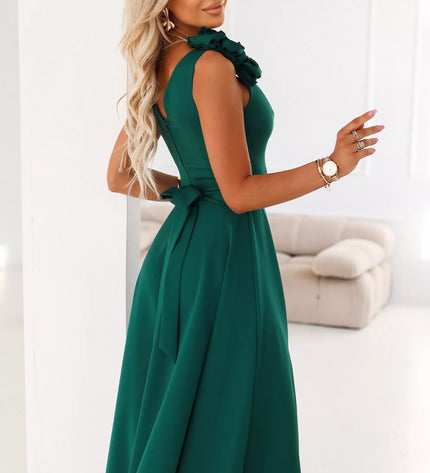 643-1 Elegantiška vakarinė maxi suknelė su skeltuku ir rožėmis – sodri žalia